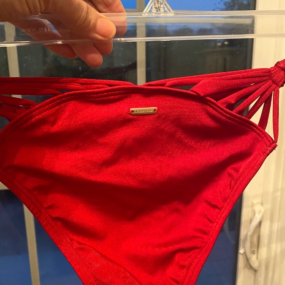 Victoria’s Secret NWT red bikini bottom fringe macrame ties - Picture 5 of 10